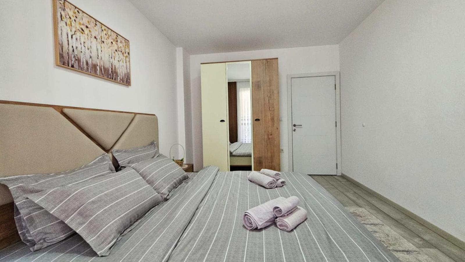 Superb 1 Bedroom In The Best Zone Of The City. Ferizaj Extérieur photo